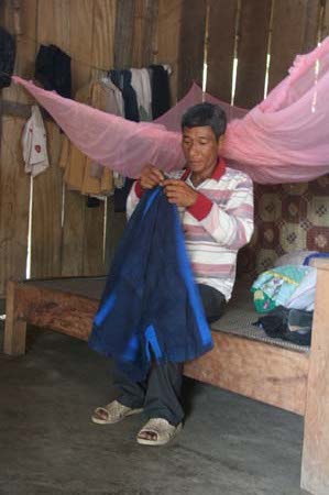 Đồng bào dân tộc ở Mường Tè nô nức đi bầu cử sớm ảnh 1